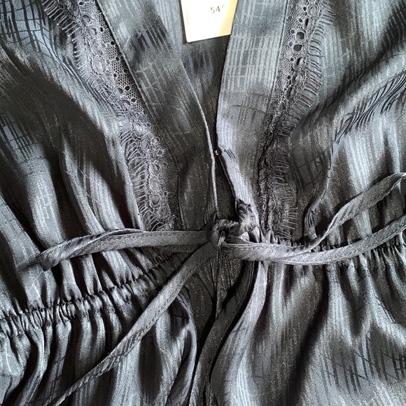 Blue blouse - Picture 2 of 6